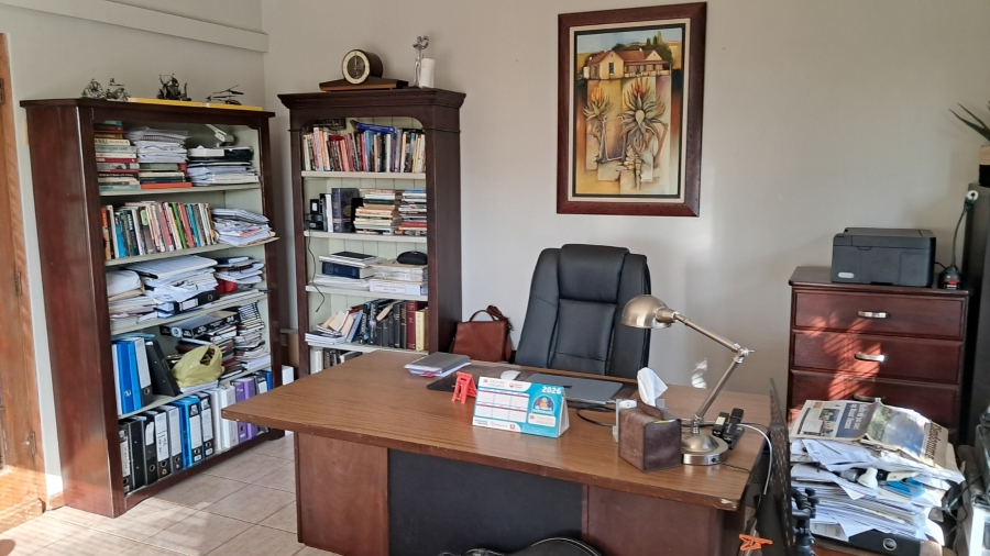 4 Bedroom Property for Sale in Hoogstede Western Cape